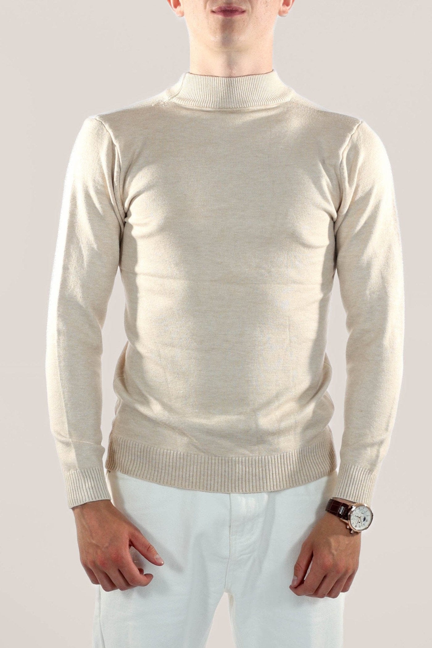 Kurzer Rollkragenpullover