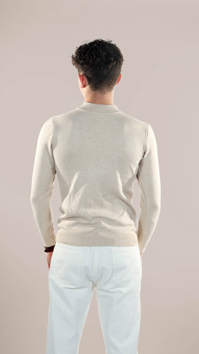 Kurzer Rollkragenpullover