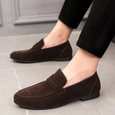 Elegant Penne Suede Men's Loafers