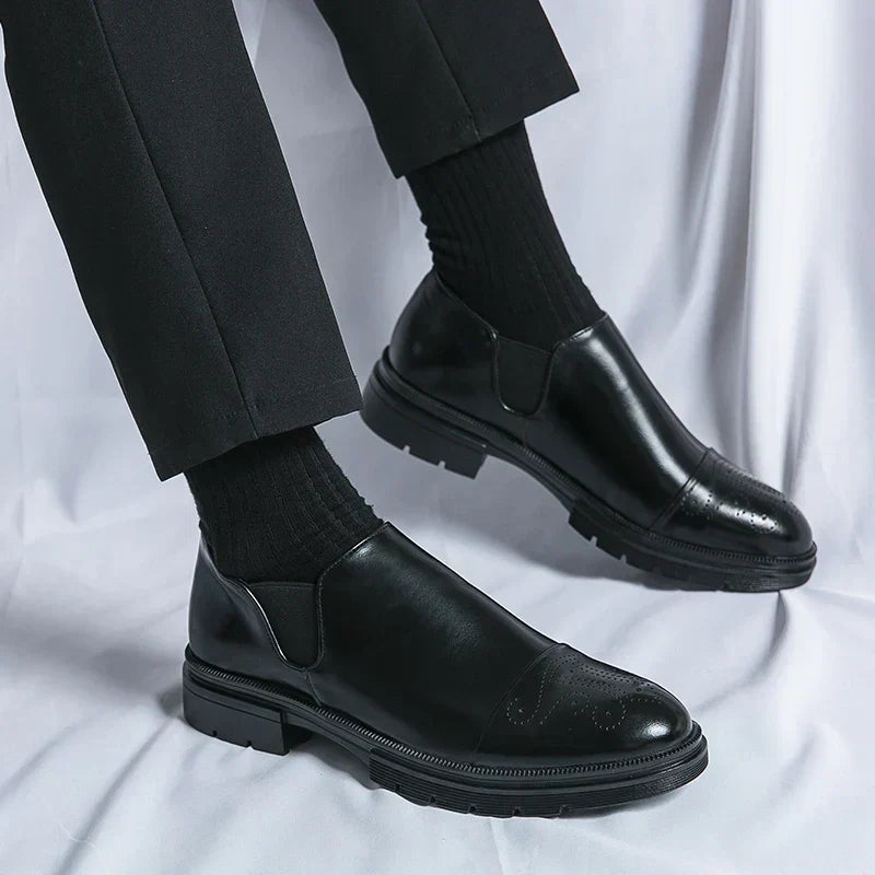 Elegant Brogue Shoes Men