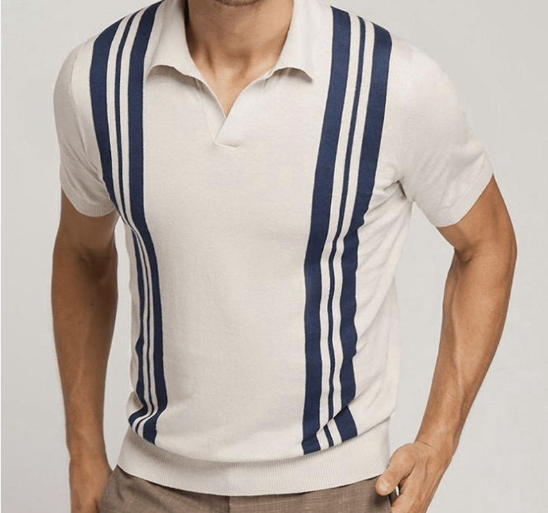 Herren-gestreiftes-poloshirt-in-aprikose-mit-blauen-streifen-und-vintage-look