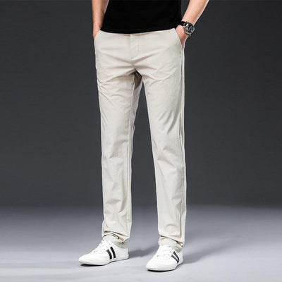 Herren-weite-hoch-taillierte-hose-mit-vintage-look-und-eleganter-faltennaht