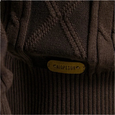 Eleganter Herren-Cardigan aus hochwertigem Strick für Stil und Komfort.