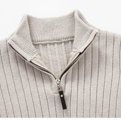 Eleganter Kaschmir Pullover für Herren mit Halbzipper für kaltes Wetter und vielseitige Styles.