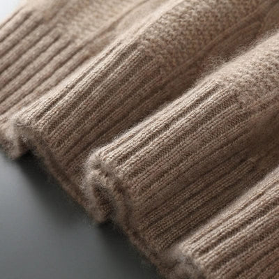 Eleganter Herrenpullover aus hochwertigem 100% Kaschmir.