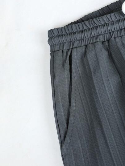 Herren-Button-Up-Hemd und Hose mit Kordelzug von Marco Marino™, vielseitig und stilvoll.