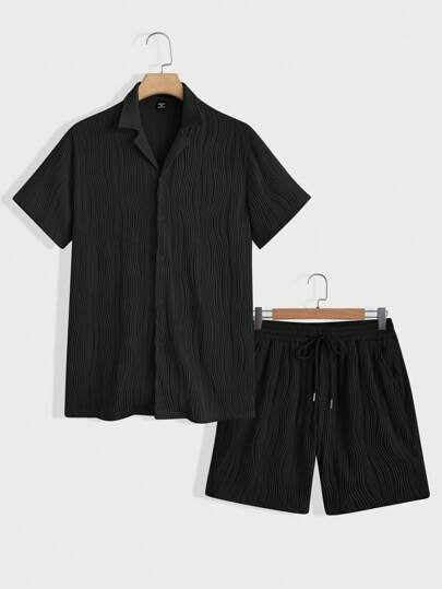 Marco Marino™ Herren Kurzarm-Shirt und Shorts Set in Unifarben für lässige Sommermode.
