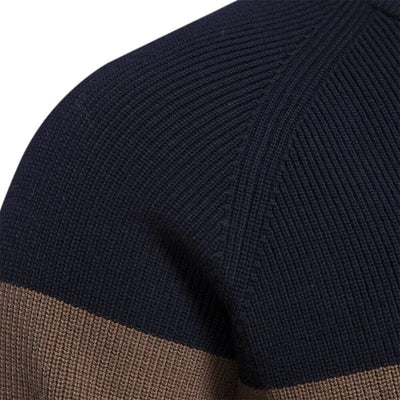 Moderner Strick-Cardigan für Herren mit Reißverschluss und weichem Material.