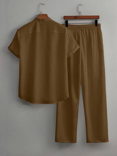 Zweiteiliges Herren-Outfit, Unifarben, atmungsaktiv und vielseitig, von Marco Marino™.