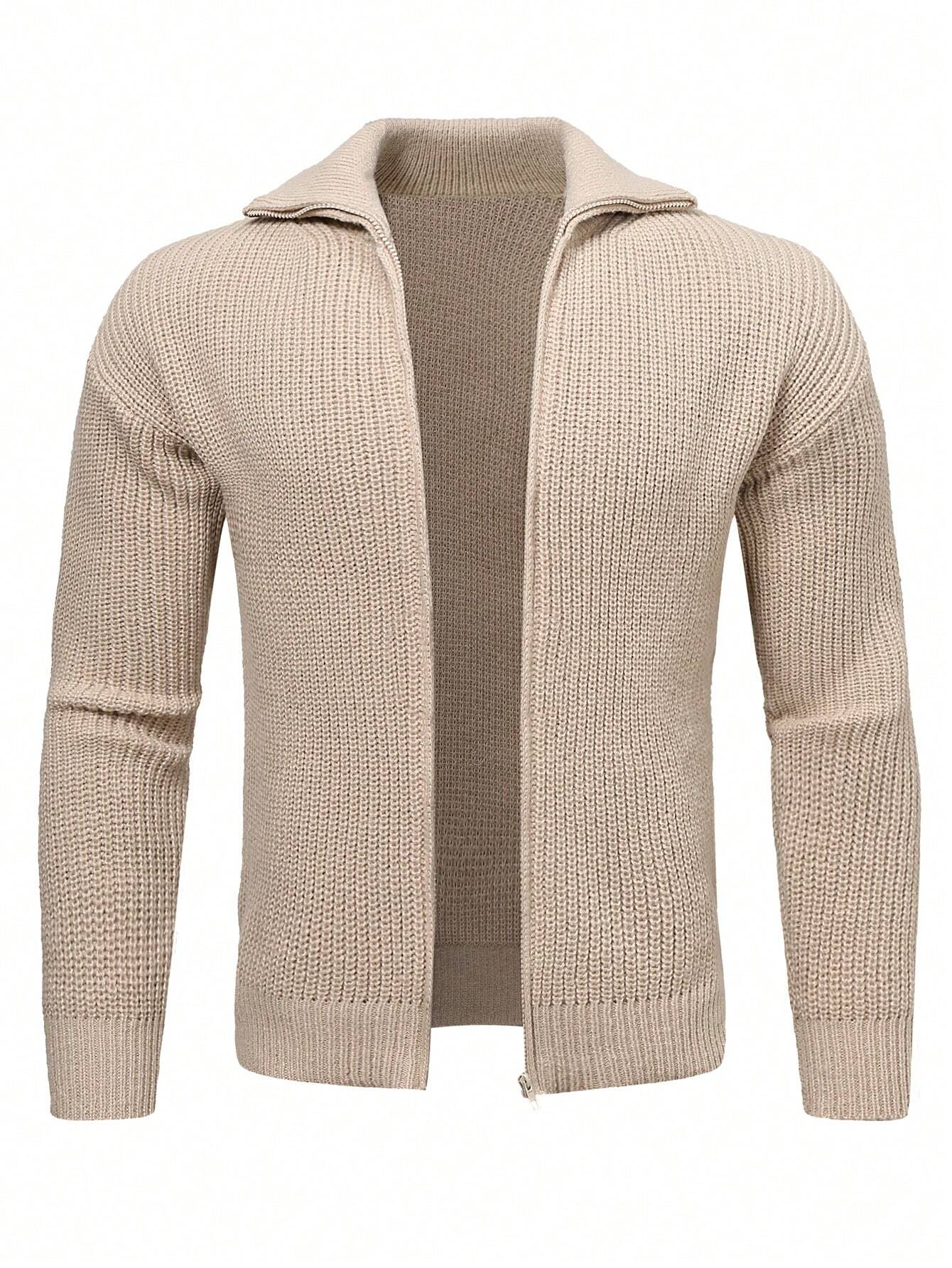 Herren-beige-Strickjacke-mit-offenem-Kragen-und-rustikalem-Design