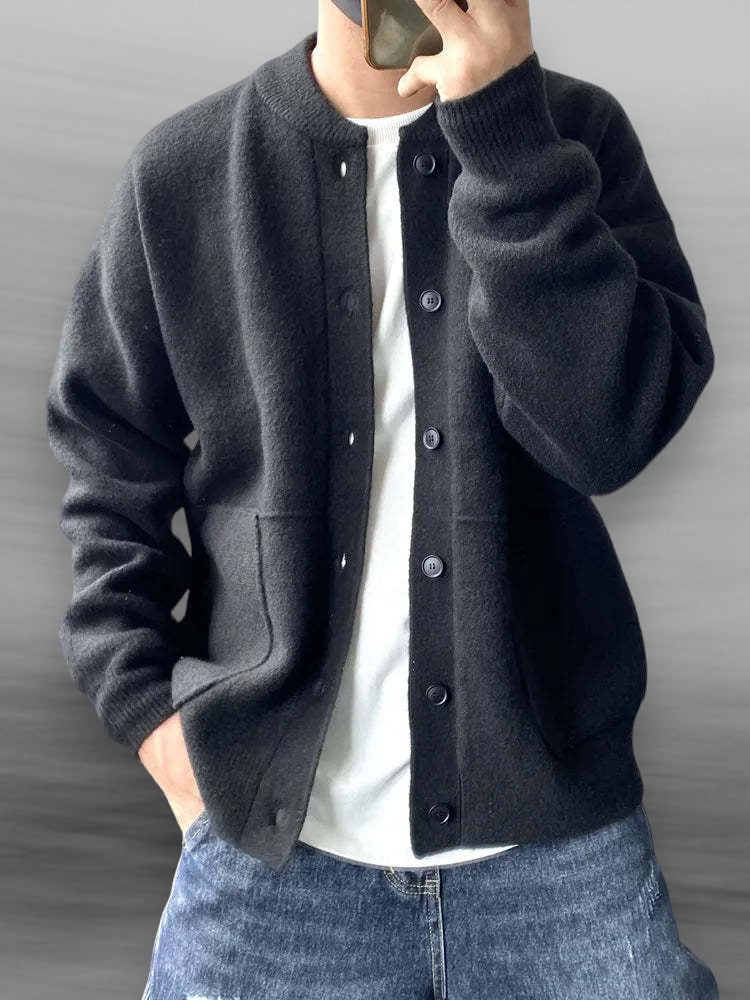 Louis – Knitted Button Down Cardigan with Side Pockets Men