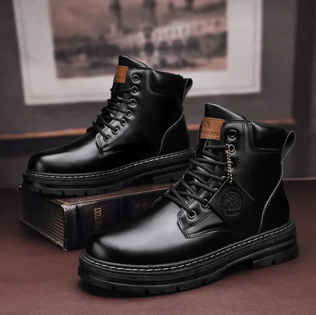 Lace-Up High Outdoor Boots Men - Reinforced Sole