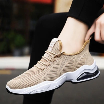 Sportive Look Trainers Men with Breathable Mesh